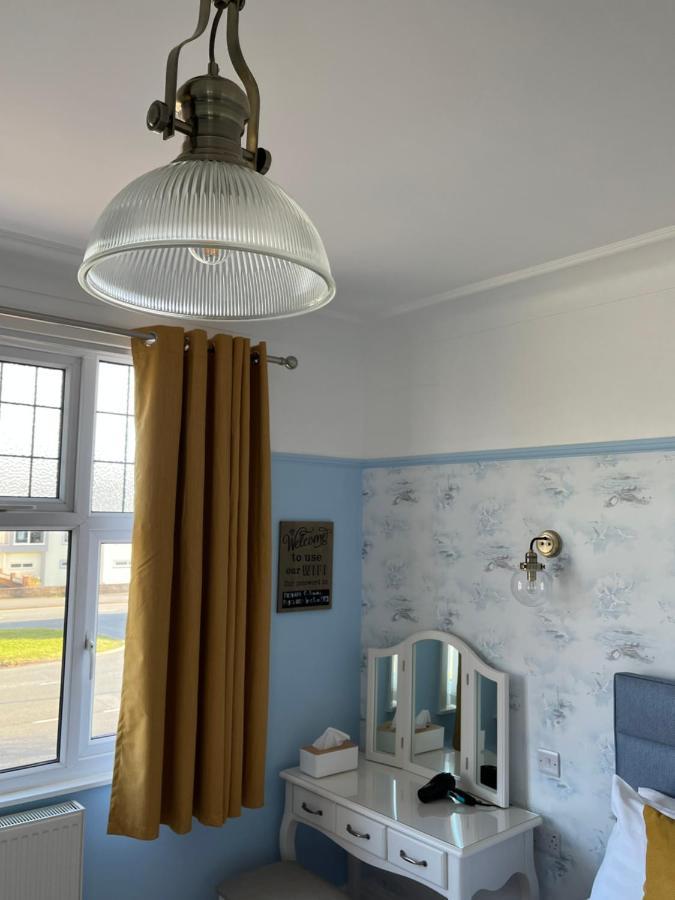 Between The Bays Exclusively For Adults Llandudno Exterior foto